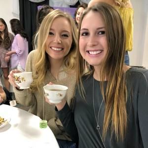 Meet your Posher, Cortney